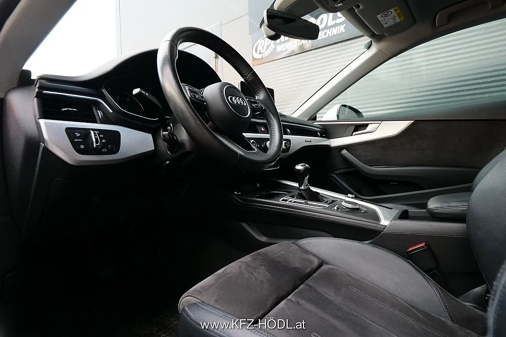 Audi A5 Coupé 2,0 TDI quattro sport Image 9