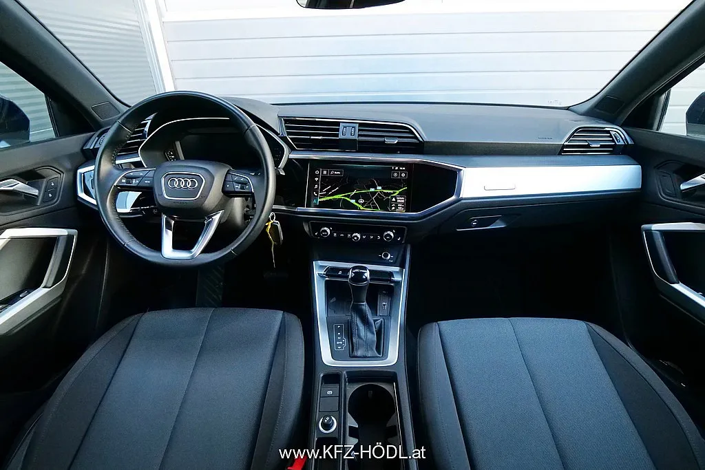 Audi Q3 35 TFSI S-tronic advanced Image 9