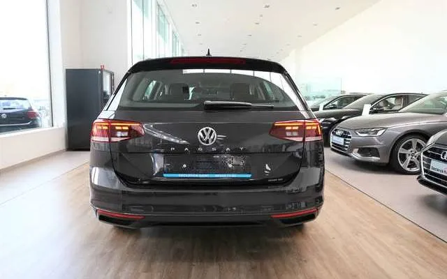 Volkswagen Passat Variant 2.0TDi 150PK 6V STYLE*NIEUW MODEL 2021*TOPAANBOD! Image 9