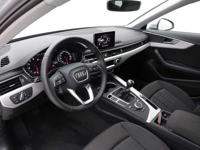 Audi A4 1.4 TFSi 150 Avant Design Edition + GPS + Xenon Image 9