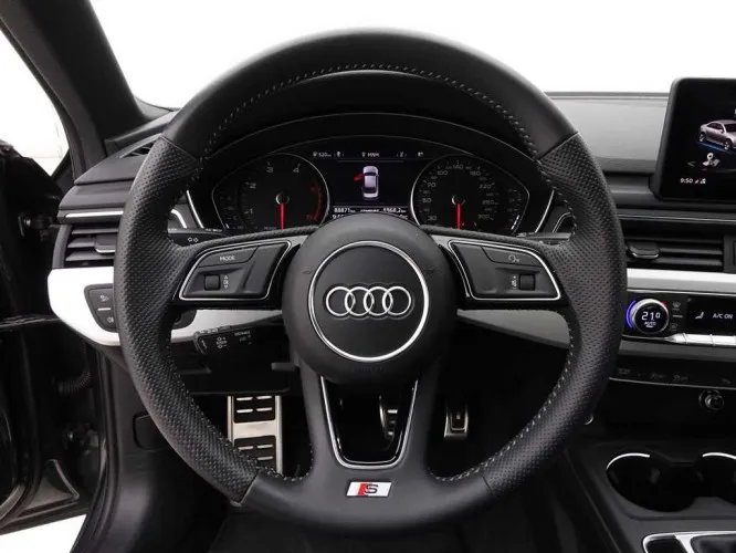 Audi A4 2.0 TDi 190 S-Line + GPS + LED Lights + Adaptiv Cruise Image 10