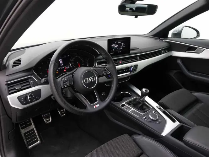 Audi A4 2.0 TDi 190 S-Line + GPS + LED Lights + Adaptiv Cruise Image 8