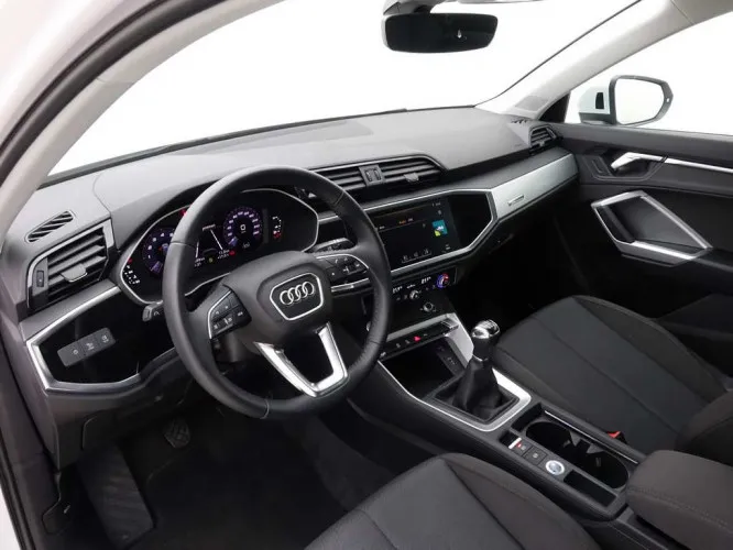 Audi Q3 35 TFSi 150 Advanced + Carplay + Virtual Cockpit + LED Lights Image 9