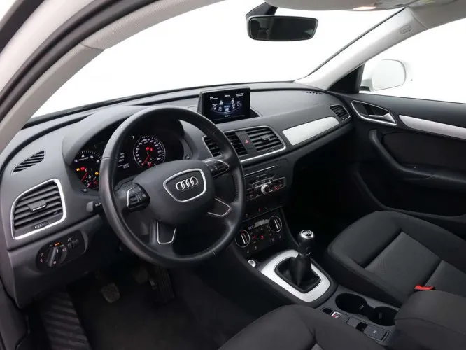 Audi Q3 1.4 TFSi 125 Design + GPS + Xenon Plus Image 8