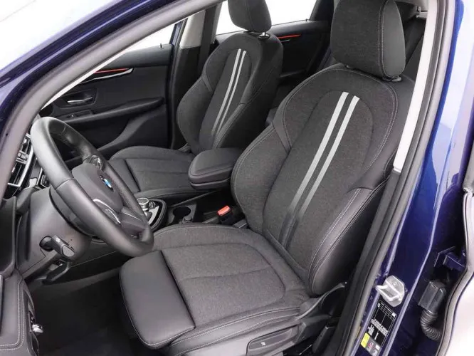 BMW 2 225xe 225pk Active Tourer Sport Line + GPS Plus + LED Lights + Sport Seats + Head Up Image 8