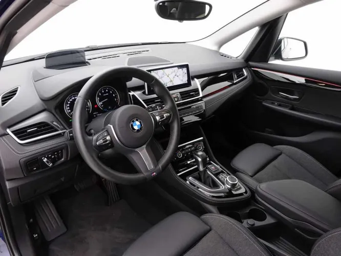 BMW 2 225xe 225pk Active Tourer Sport Line + GPS Plus + LED Lights + Sport Seats + Head Up Image 9