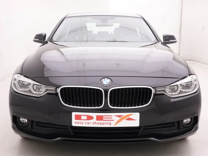 BMW 3 316d + GPS + LED Lights + Sport Seats + Winter Pack Image 2
