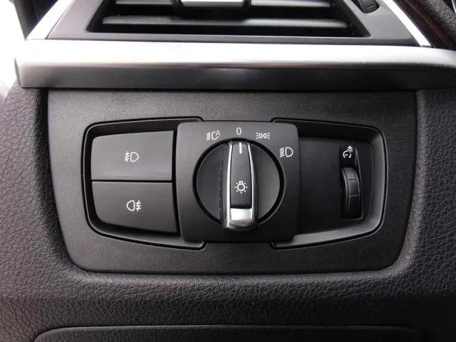 BMW 3er Gran Turismo 318dA Gran Turismo GT M-Sport + GPS + LED Lights + Camera Image 10