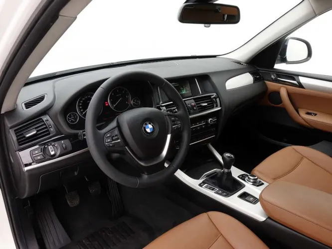 BMW X3 2.0d 190 xDrive + GPS + Leder/Cuir + ALU20 Image 9