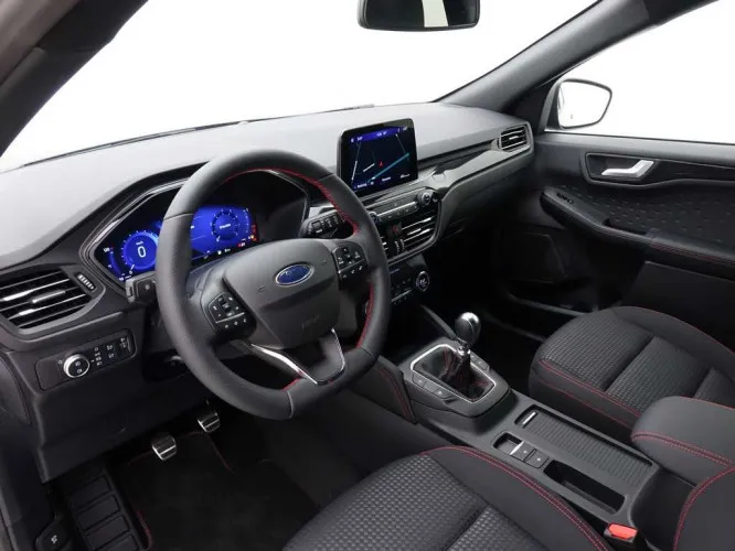 Ford Kuga 1.5 EcoBoost 150 ST-Line + GPS + LED Lights + Winter + ALU 18 Image 8