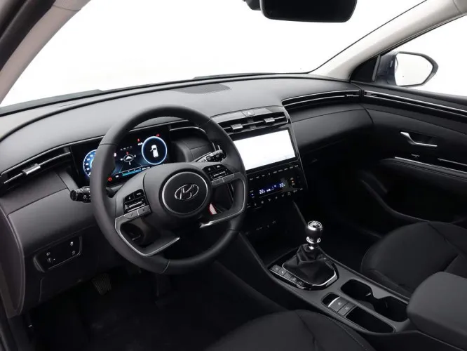 Hyundai Tucson 1.6 T-GDi 150 MHEV Feel Plus + GPS + Digital Super Vision + LED Lights + ALU17 Image 8