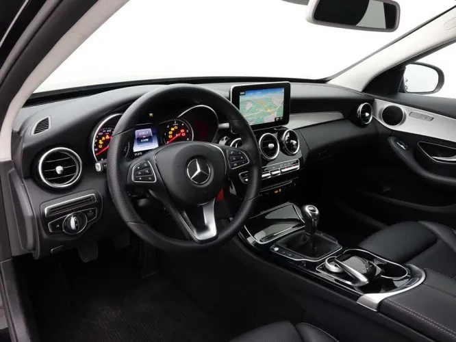 Mercedes-Benz C-Klasse C200d 136 Break Avantgarde + GPS + Leder/Cuir + LED Lights Image 10