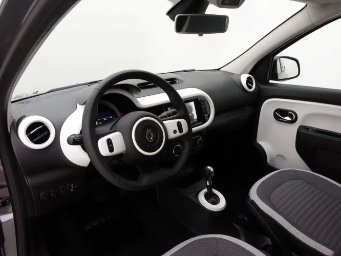 Renault Twingo E-Tech ZEN + Pack Look + Carplay Image 8