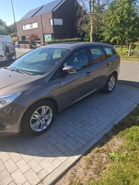 Ford Focus  Image 1