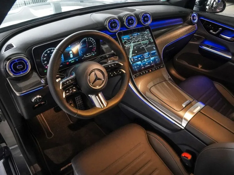 Mercedes-Benz GLC 300 e 4Matic =AMG= Night/Panorama/Distronic Гаранция Image 4