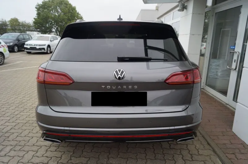 Volkswagen Touareg 3.0TDI V6 4Motion =R-Line= Black Pack Гаранция Image 2