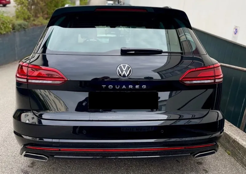 Volkswagen Touareg 3.0 TDI V6 4Motion =R-line= Panorama Гаранция Image 2
