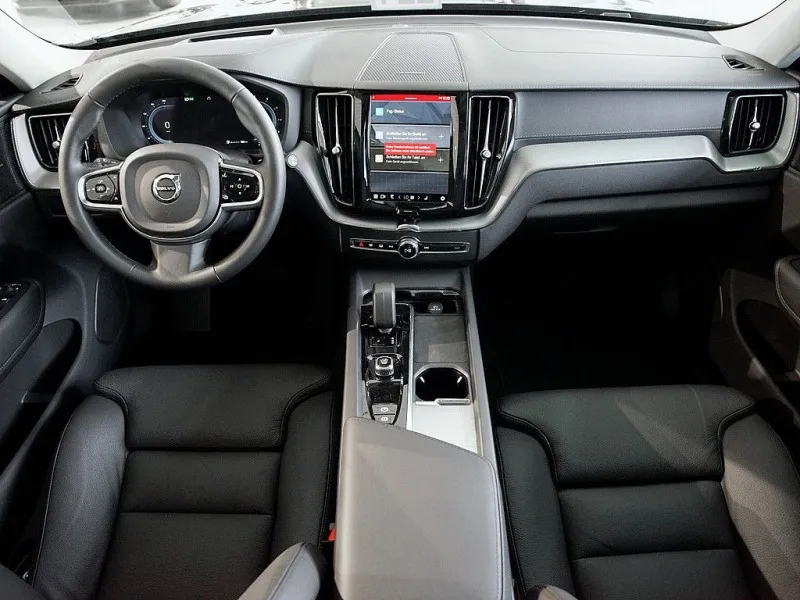 Volvo XC60 B4 AWD Ultimate Dark =R-Design= Panorama Гаранция Image 8