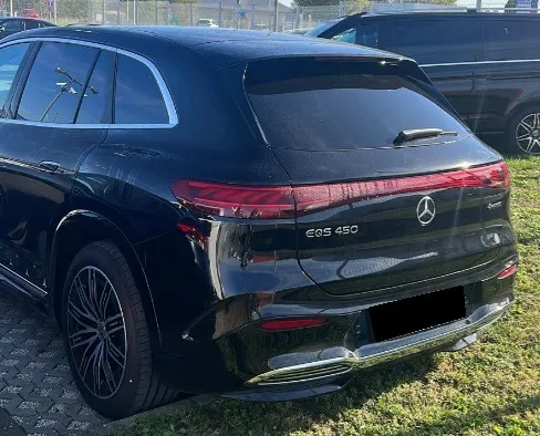 Mercedes-Benz EQS 450 SUV 4Matic Image 3