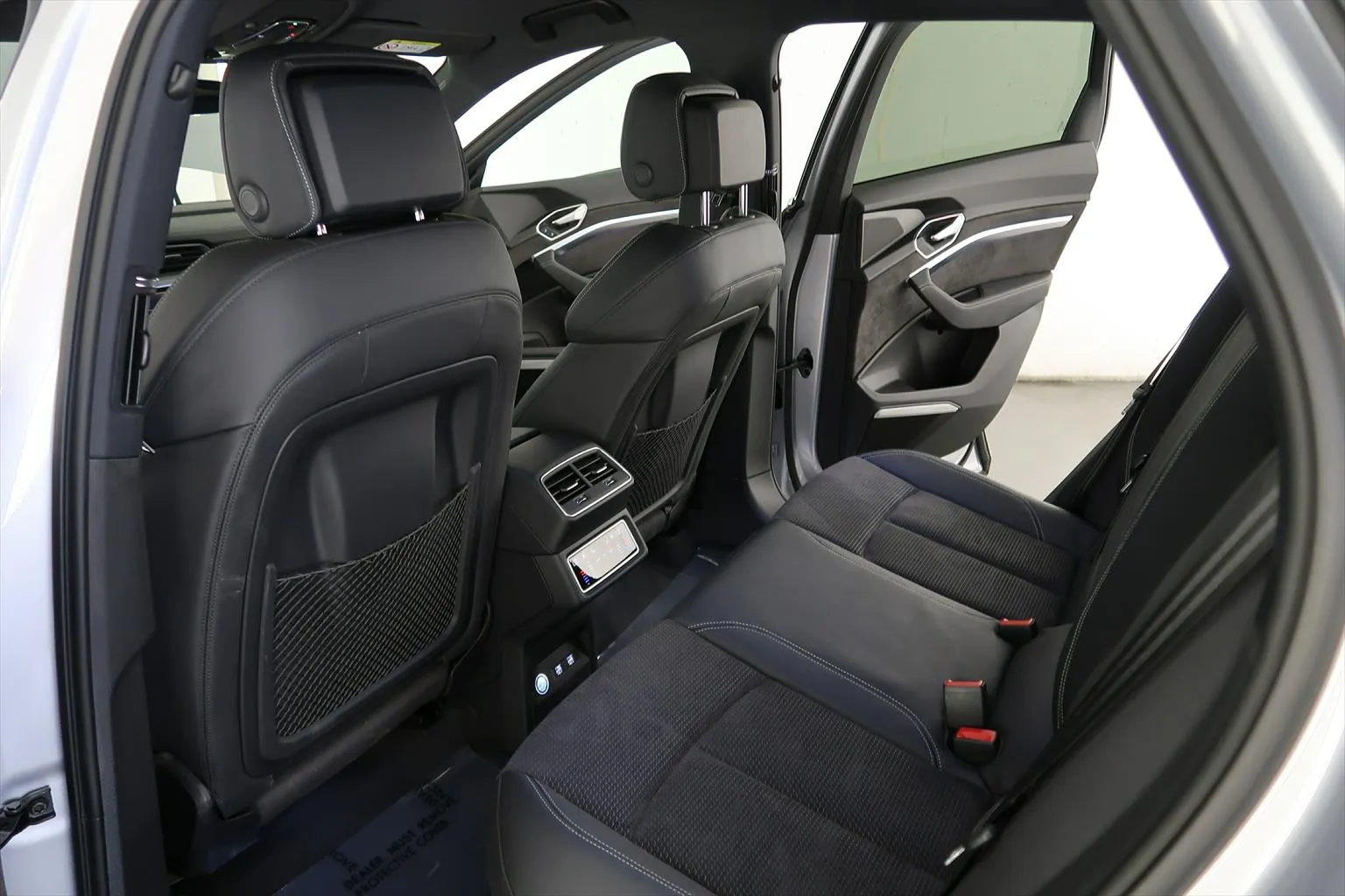 Audi e-tron 55 S-Line Advanced quattro EV Elektro Aut.  Image 7