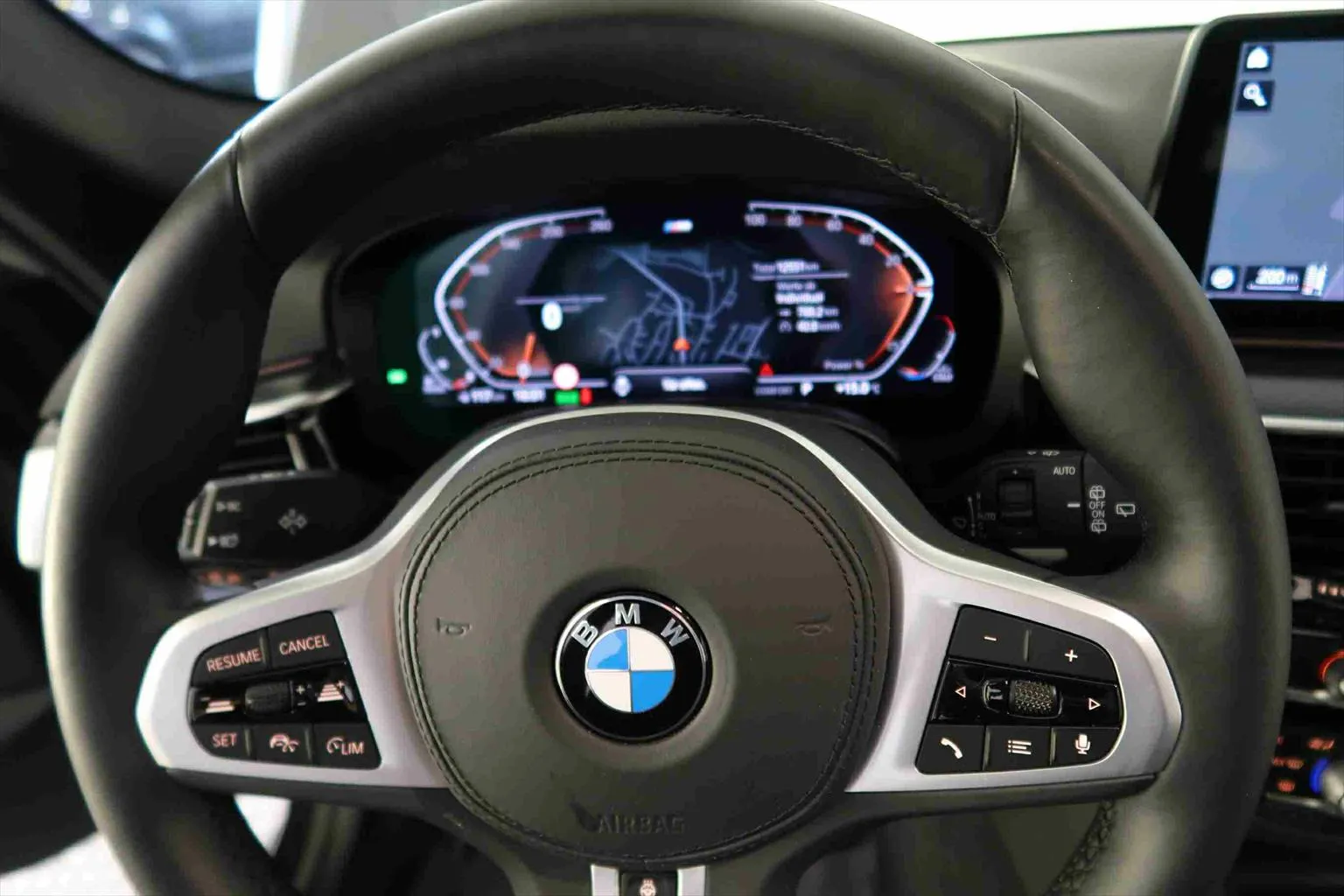 BMW 530d MHEV Touring M Sport Aut. Neues Modell  Image 10