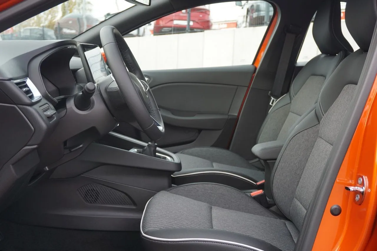 Renault Clio TCe 90 Navi LED Tempomat  Image 9