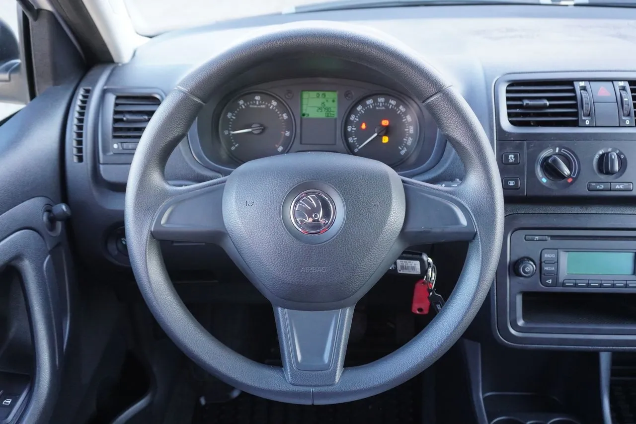 Skoda Fabia 1.2 Active elektr....  Image 9