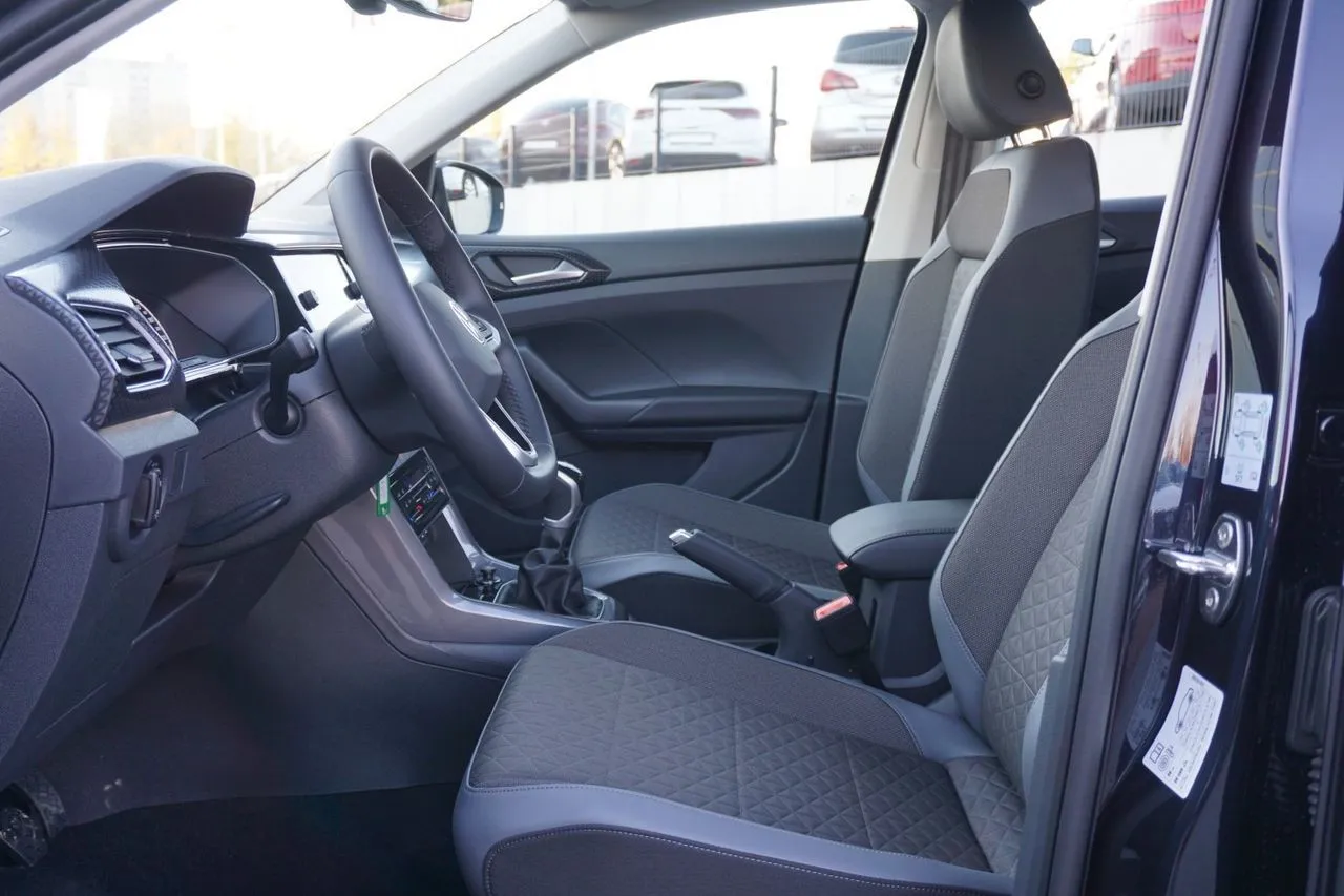 Volkswagen T-Cross 1.0 TSI 2-Zonen-Klima...  Image 9
