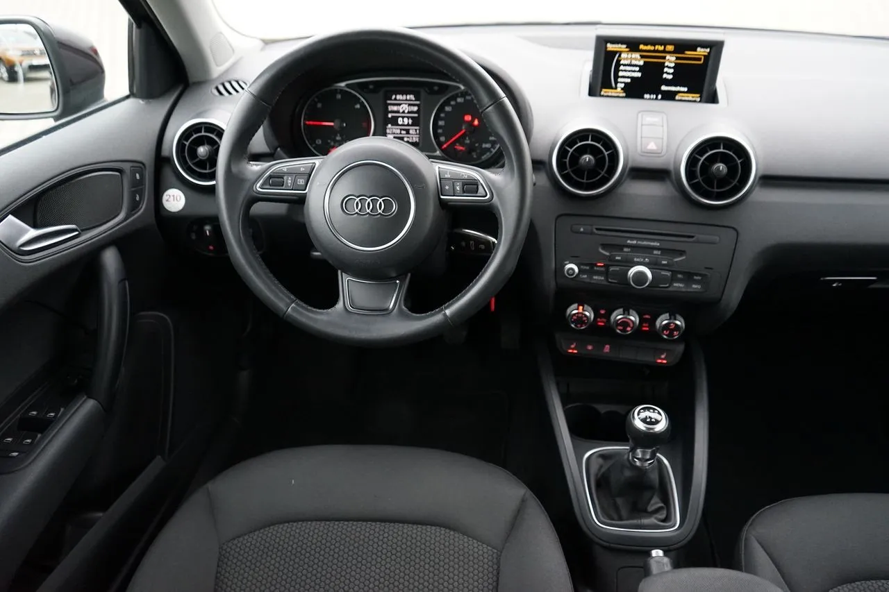 Audi A1 Sportback 1.6 TDI Ambition...  Image 9