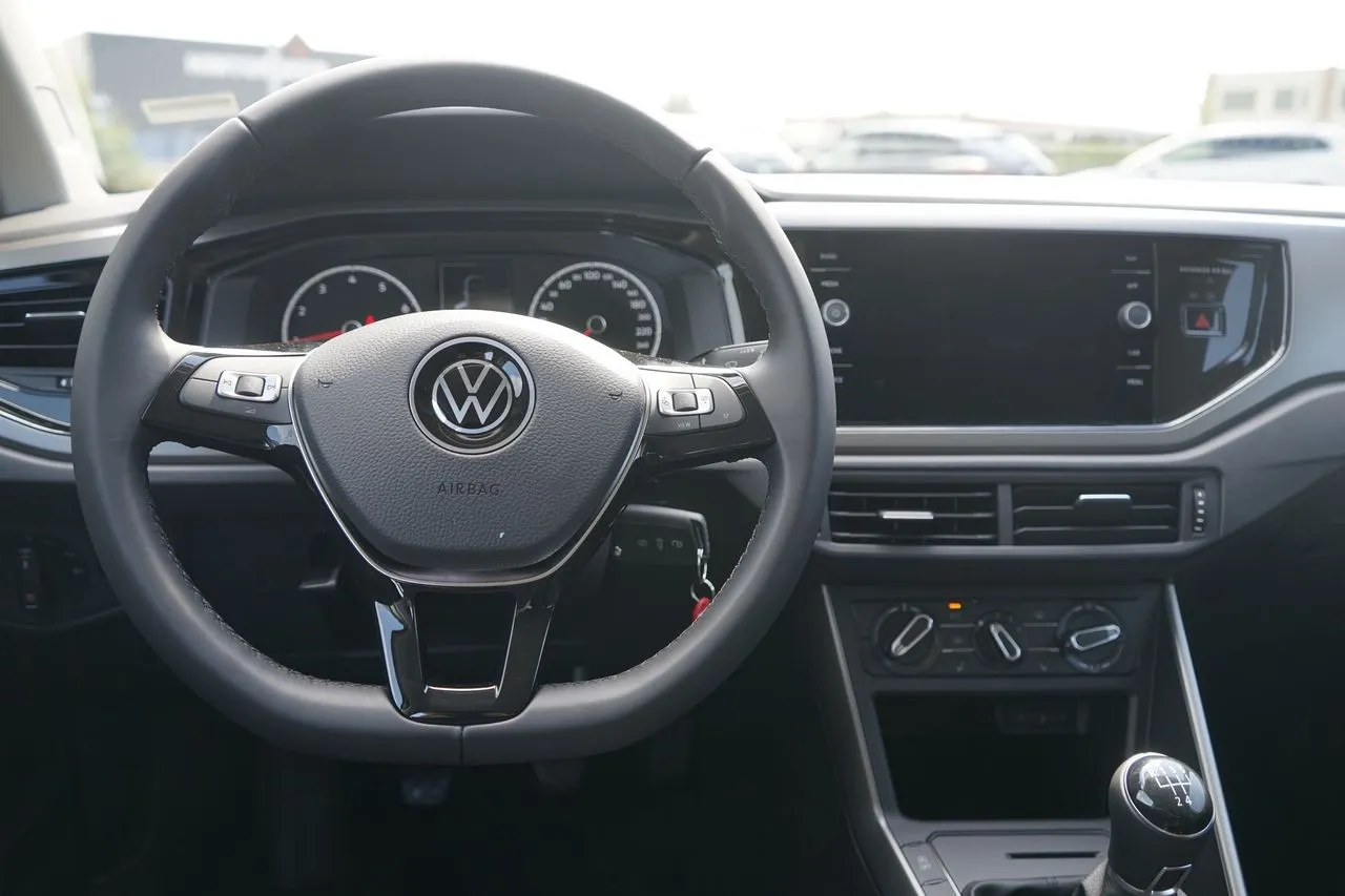 Volkswagen Polo 1.0 TSI Sitzheizung Bluetooth...  Image 9