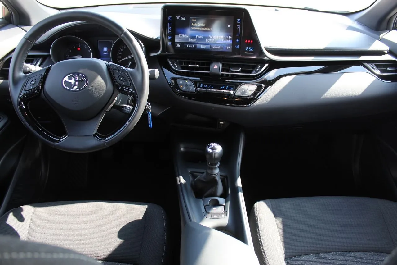 Toyota C-HR 1.2 Turbo Flow 4x2...  Image 9