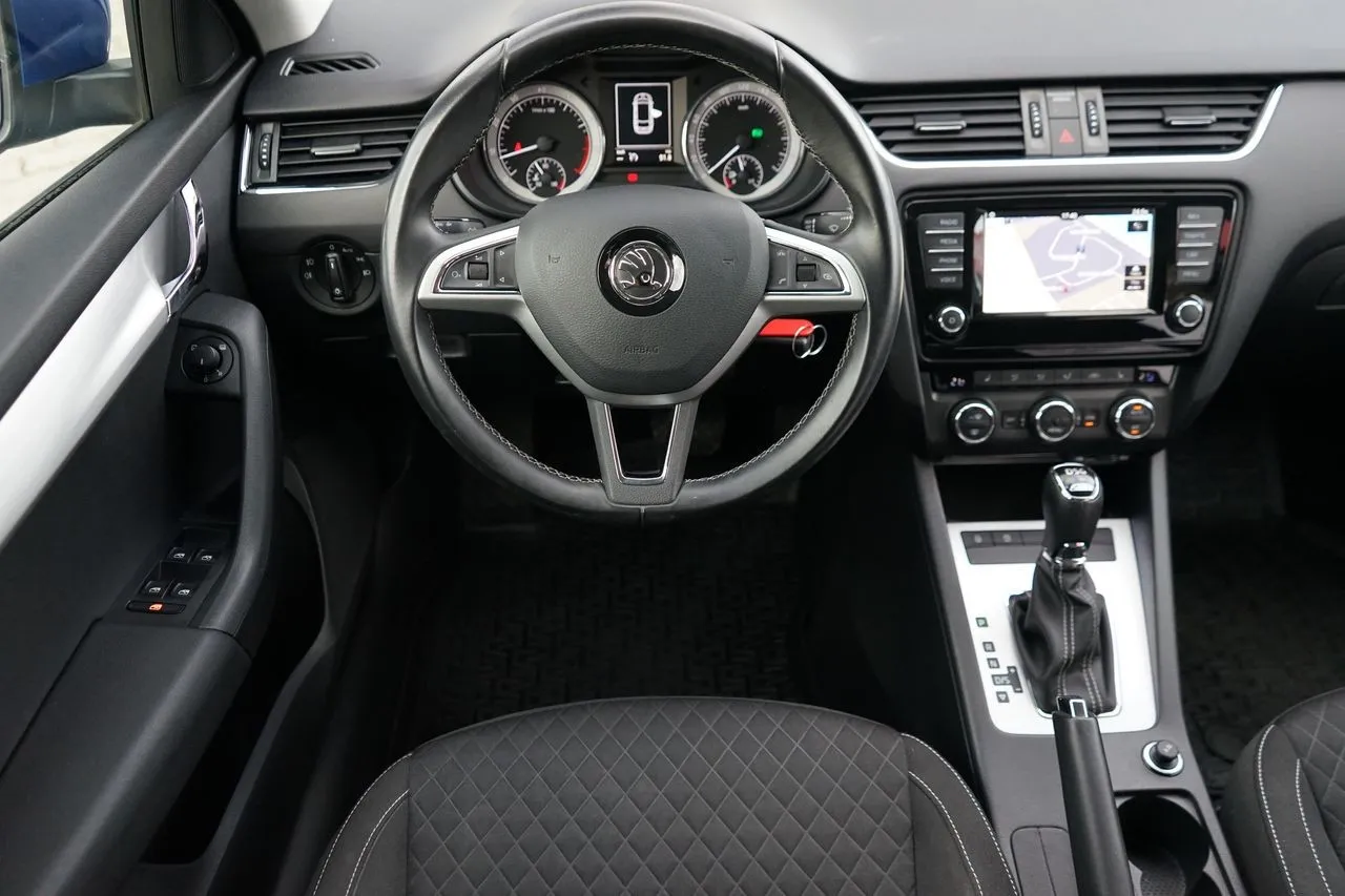 Skoda Octavia Combi 1.4 TSI DSG...  Image 9