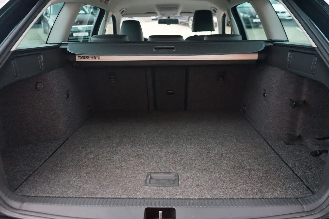 Skoda Octavia Combi 1.8 TSI Elegance...  Image 9