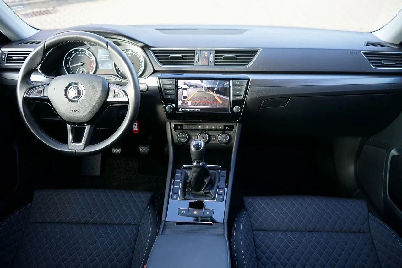 Skoda Superb 1.4 TSI 2-Zonen-Klima...  Image 9