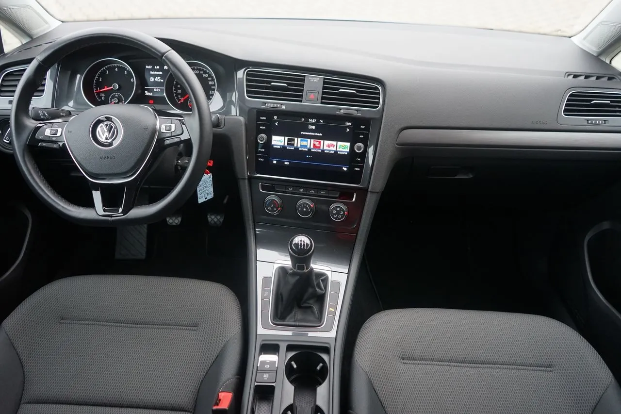 Volkswagen Golf Variant 1.5 TSI Navi Tempomat...  Image 9