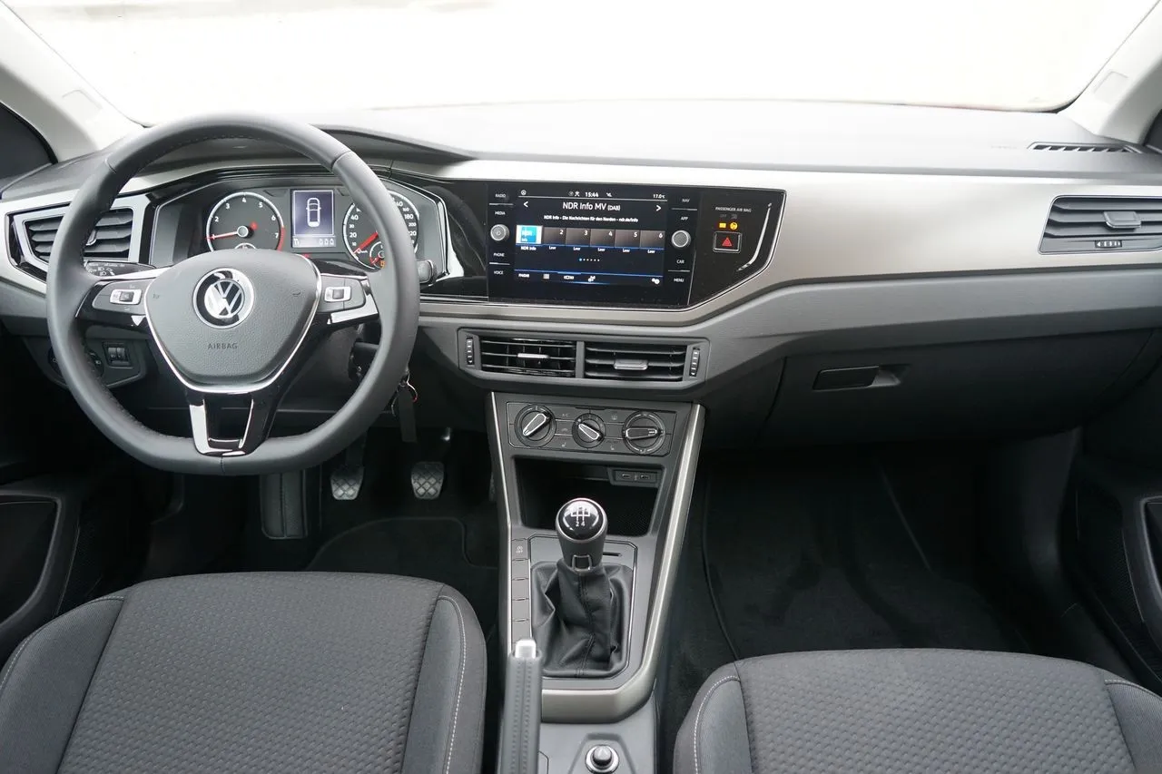 Volkswagen Polo 1.0 TSI Sitzheizung Bluetooth...  Image 9