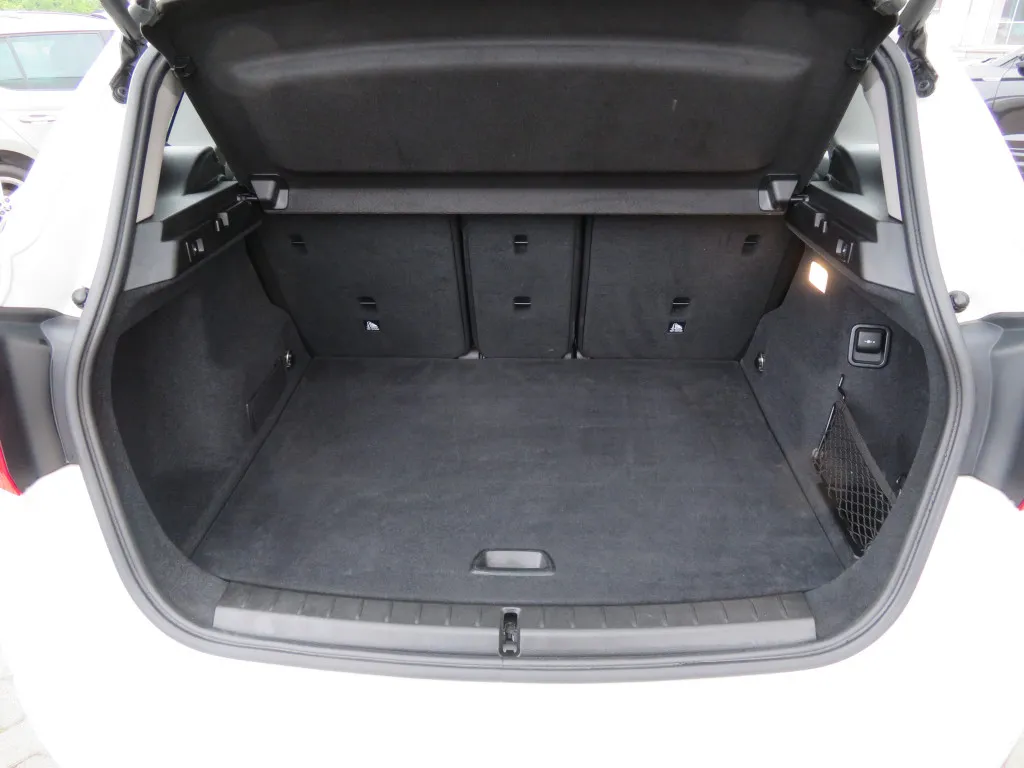 BMW 218 ACTIVE TOURER D ADVANTAGE*NAVI*LED*PDC* Image 10