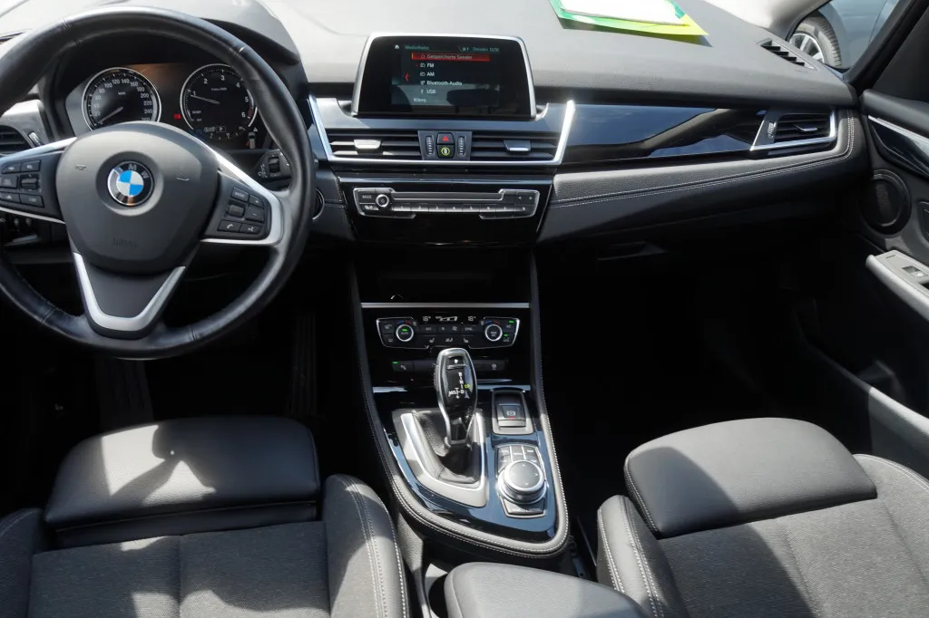 BMW 218 GRAN TOURER D XDRIVE SPORT LINE*UPE 49.690¤ Image 10