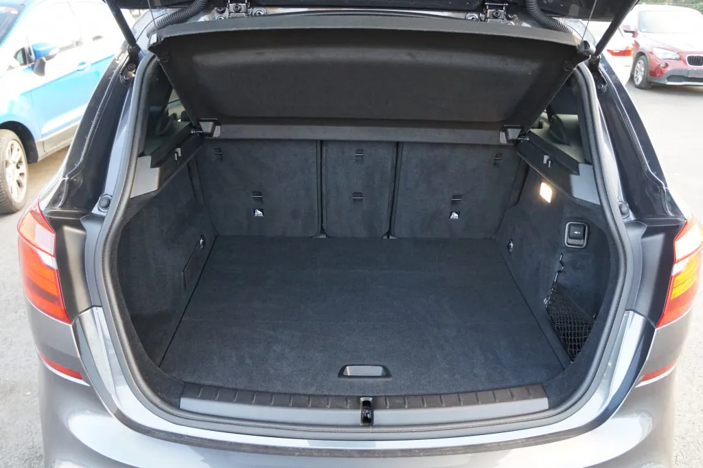 BMW 218 ACTIVE TOURER I M SPORT*NAVI*VOLL LED*PDC* Image 10