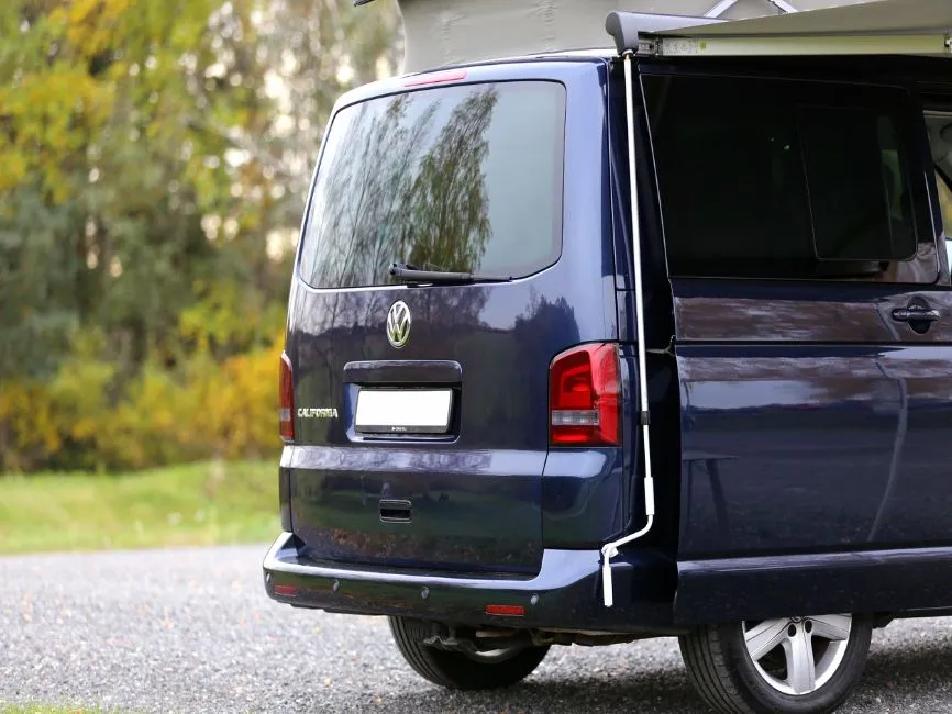 Volkswagen T5 California Beach Image 2