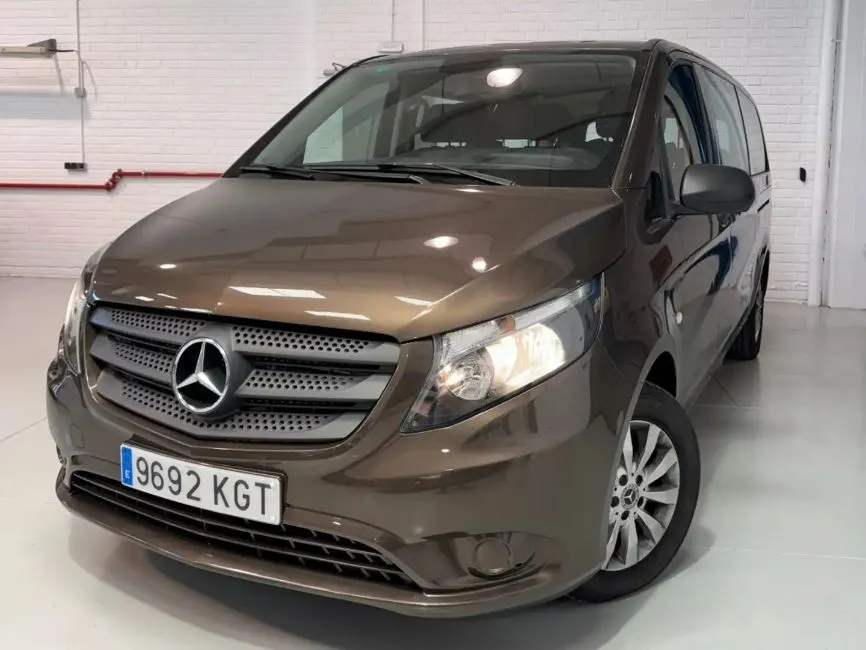 Mercedes-Benz Vito Tourer 111 CDI Select Extralarga Image 1