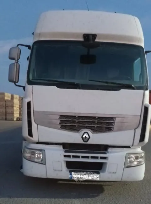 Renault PREMIUM 460 Image 2