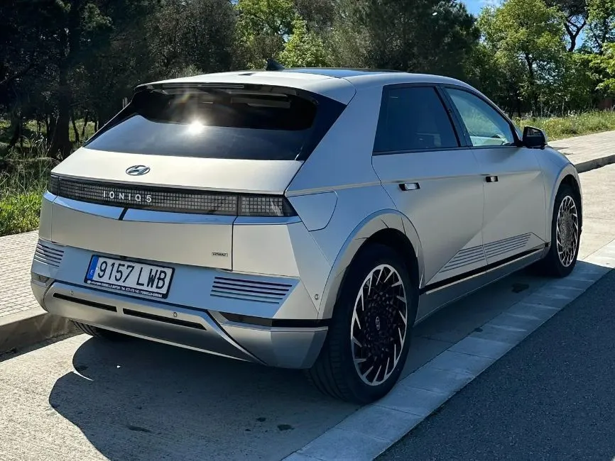 Hyundai Ioniq 5 73kWh Energy AWD Image 5