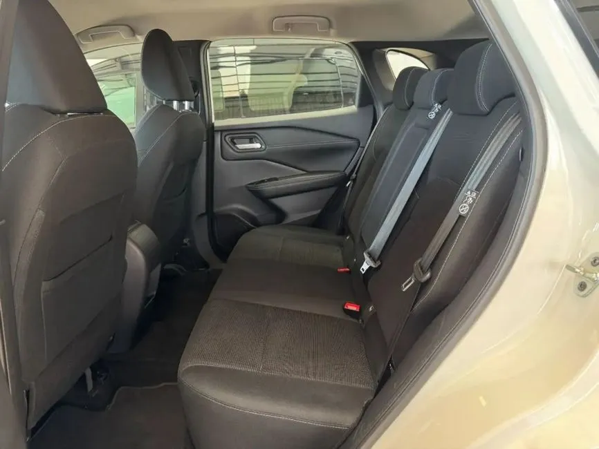 Nissan Qashqai DIGT mHEV 4x2 Acenta Image 9