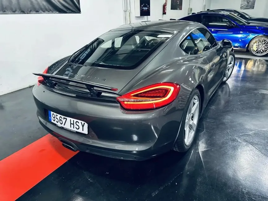 Porsche Cayman PDK Image 6