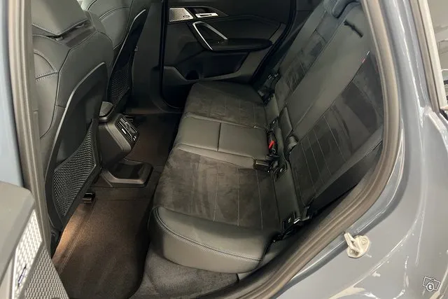 BMW IX1 U11 30 xDrive Fully Charged Image 9