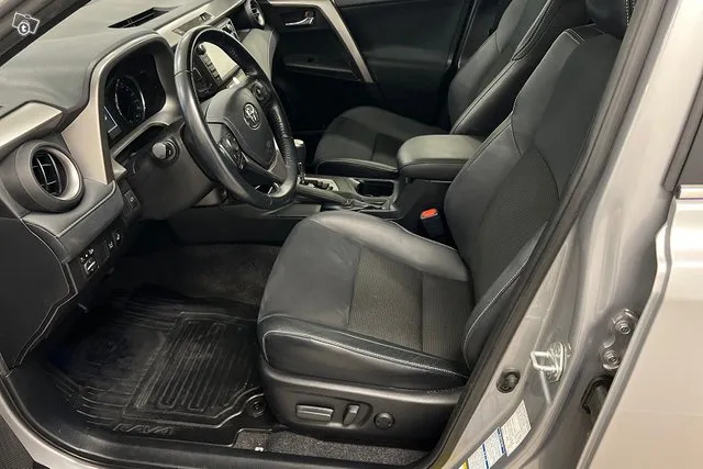 Toyota RAV4 2,5 Hybrid AWD Style *Navi / Sähk.säät.istuin / 360''kamera / Suomi-auto* Image 9