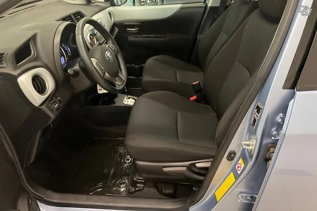 Toyota Yaris Hybrid Active 5ov * Navi / Peruutuskamera* Image 9