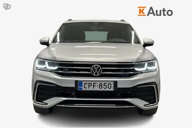 Volkswagen Tiguan R-Line eHybrid 180 kW DSG *ACC / IQ-Matrix / Sähkökontti / Kessy / Navi / Digimittaristo* Image 4