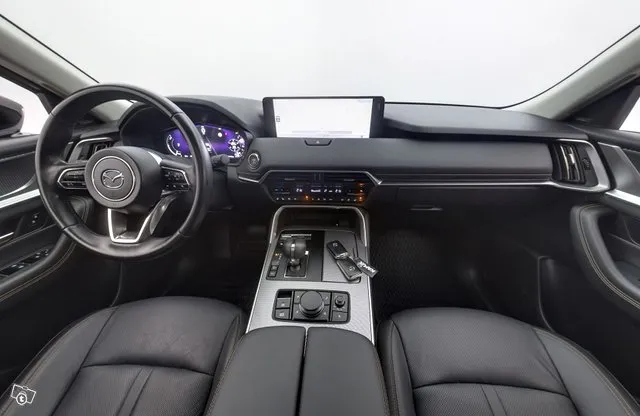 Mazda CX-60 2.5 PHEV 8AT AWD Homura Comfort / HUD / Adapt vak /Bose-audio / Ilmastoidut istuimet / 360-kamera / Image 9